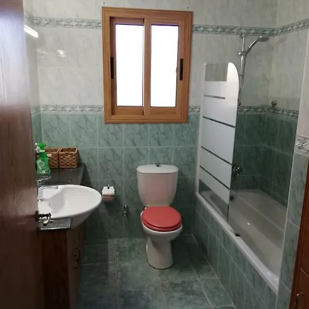 Livingwaters - House 'eleni' Holiday home *