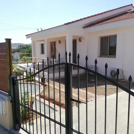Holiday home Livingwaters - House 'eleni' *